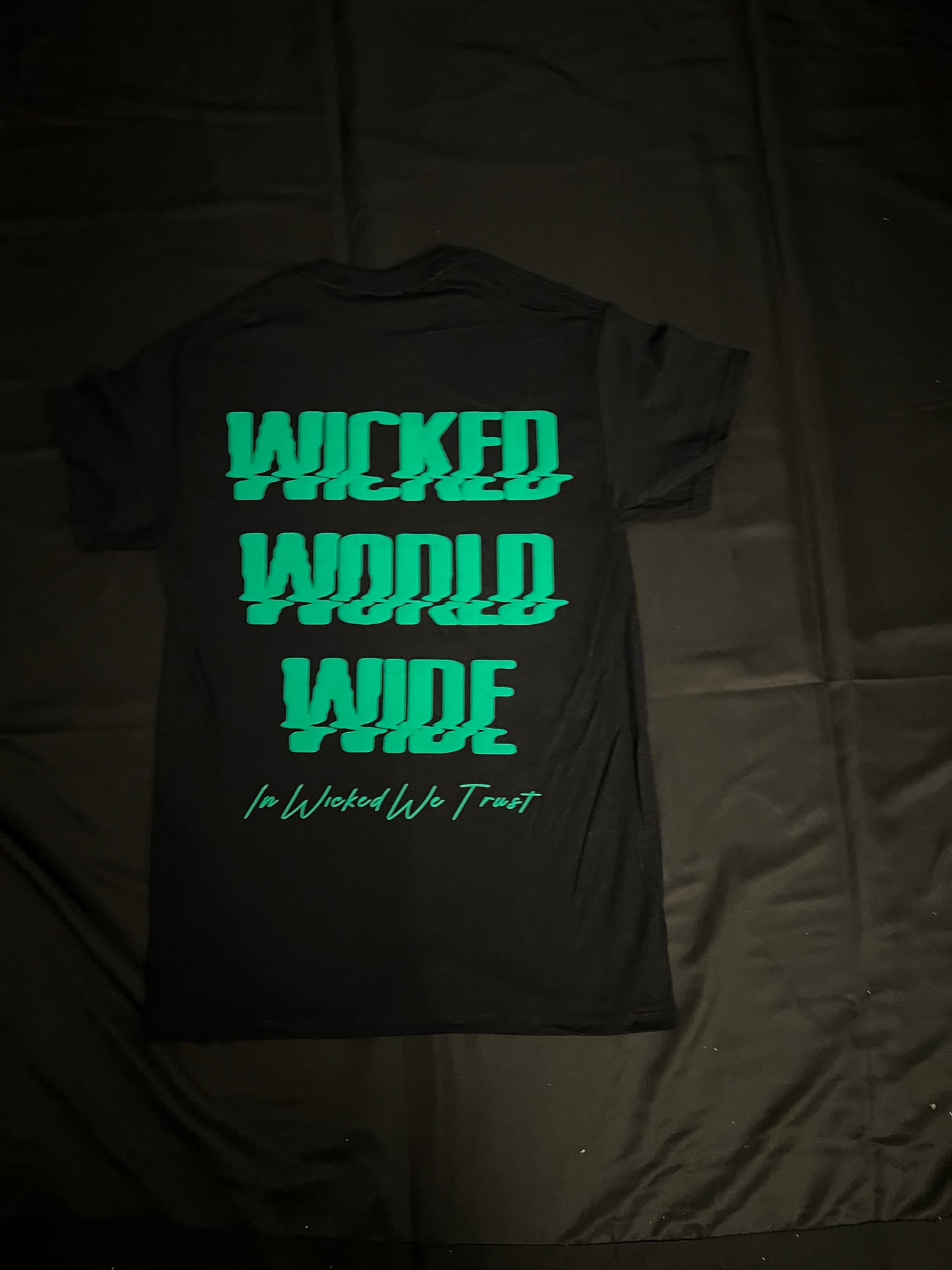 Black Wicked World Wide T-shirt